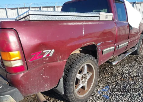 2000 Chevrolet Silverado 1500 Ls from USA, damaged, VIN 1GCEK19T5YE114187